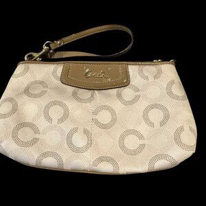 Vintage Coach Clutch Wristlet Cream Tan Monogram